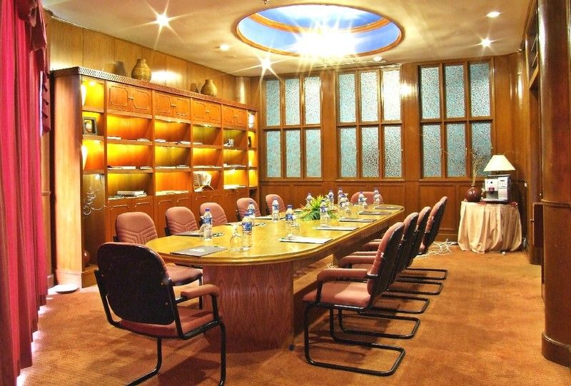 Le Grandeur Palm Resort Johor Кулай Екстериор снимка